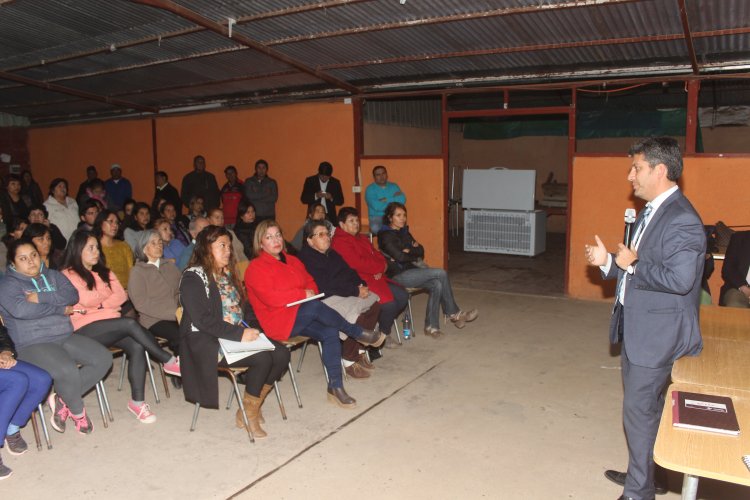 ALCANTARILLADO PARA NUEVA AURORA OVALLE.-