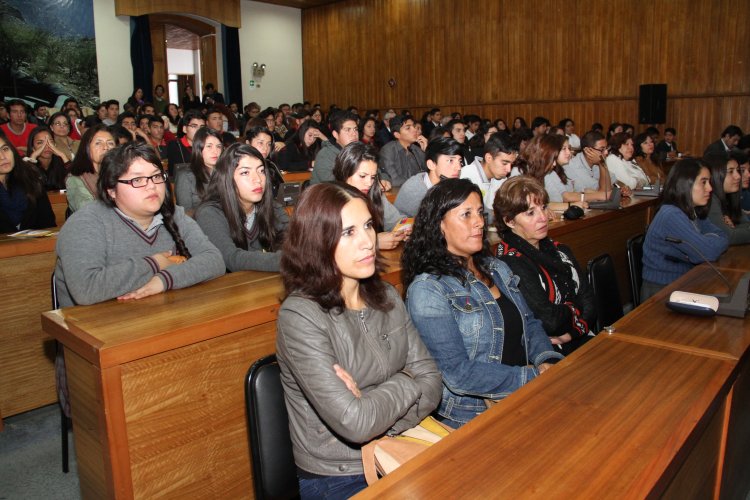 JÓVENES CON TALENTO DE ESTABLECIMIENTOS PÚBLICOS TIENEN PACE GRATUITO A LA EDUCACIÓN SUPERIOR