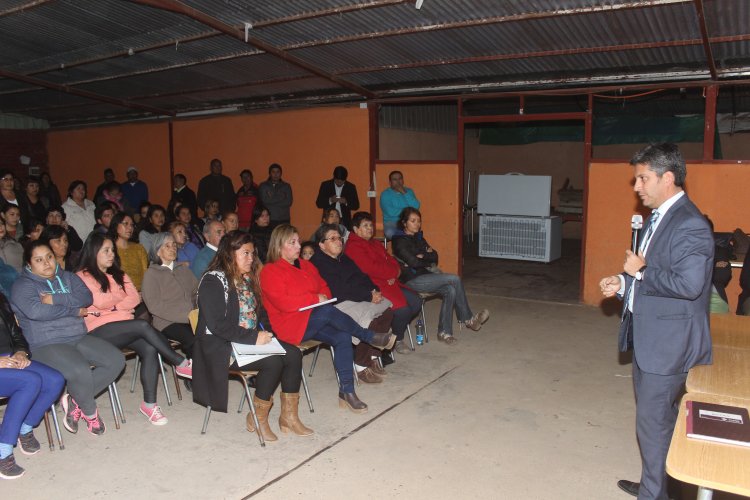 ALCANTARILLADO PARA NUEVA AURORA OVALLE.-