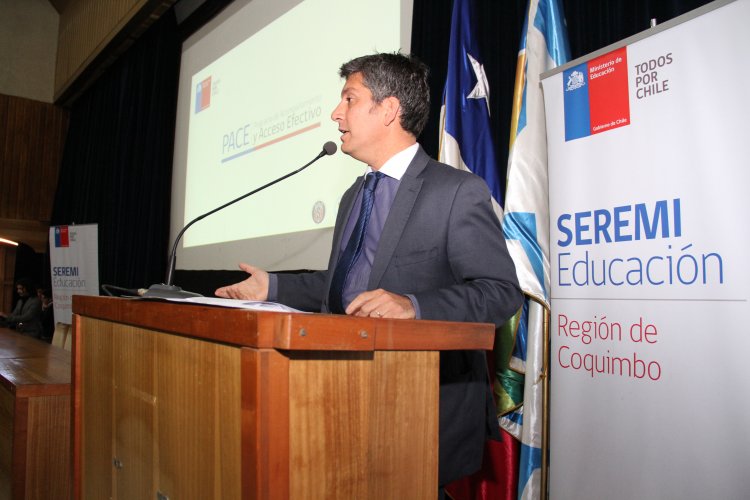 JÓVENES CON TALENTO DE ESTABLECIMIENTOS PÚBLICOS TIENEN PACE GRATUITO A LA EDUCACIÓN SUPERIOR