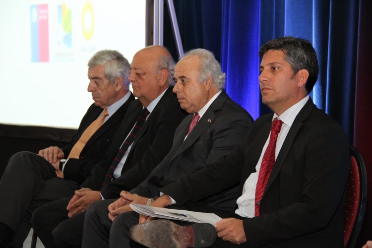 INTENDENTE CLAUDIO IBÁÑEZ: “ESTAMOS AVANZANDO DE MANERA SERIA, CONTUNDENTE Y RATIFICANDO LA VOLUNTAD DE AMBOS PAÍSES