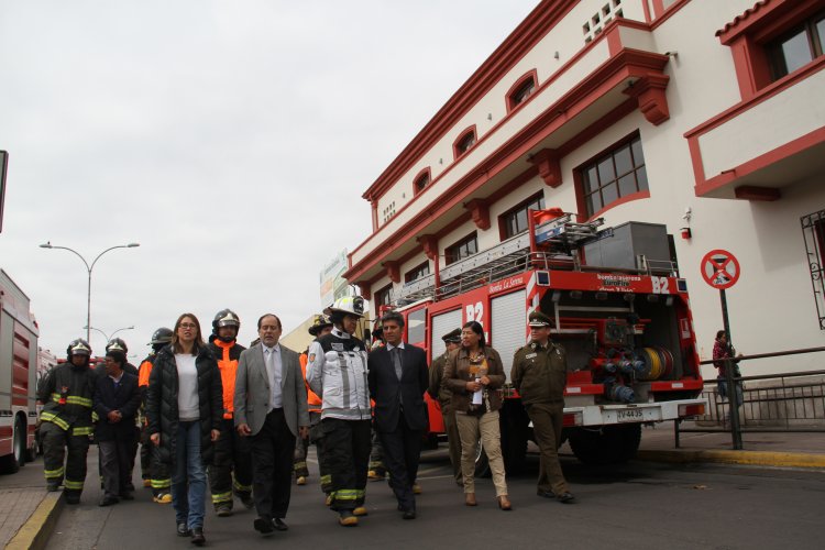 GOBIERNO INFORMA LEY QUE EXIME DE PAGOS DE PEAJE A EQUIPOS DE EMERGENCIAS