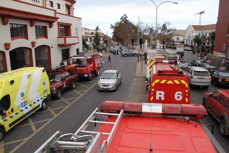 GOBIERNO INFORMA LEY QUE EXIME DE PAGOS DE PEAJE A EQUIPOS DE EMERGENCIAS