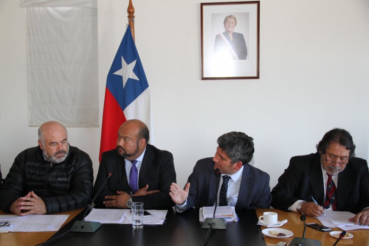 AUTORIDADES SE REÚNEN PARA DELINEAR PLAN DE DESARROLLO PRODUCTIVO REGIONAL