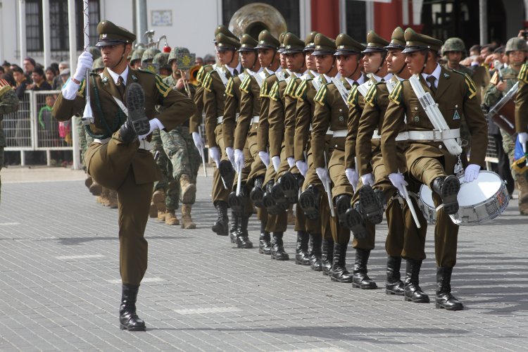 INTENDENTE CLAUDIO IBÁÑEZ DESTACA A CARABINEROS DE CHILE EN SU 89° ANIVERSARIO