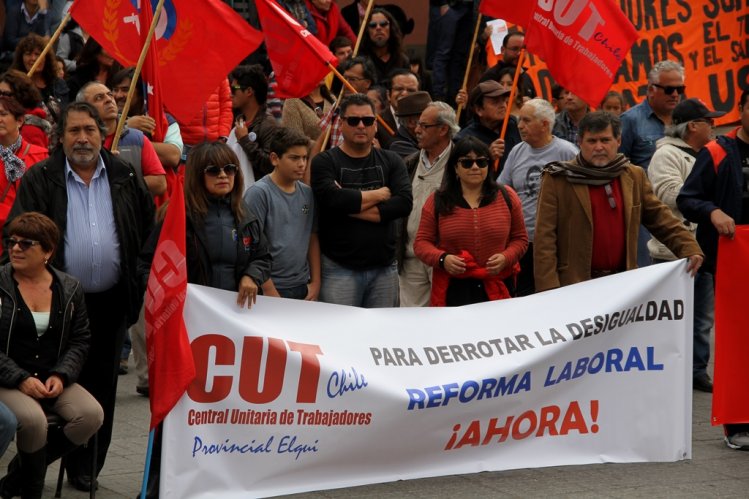 CON MASIVA ASISTENCIA CUT CONMEMORA EL DÍA INTERNACIONAL DE LOS TRABAJADORES
