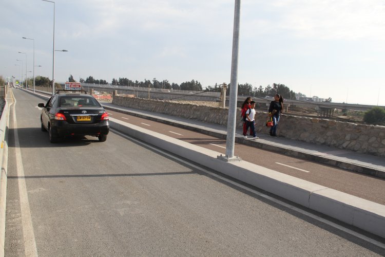 HABILITAN TRÁNSITO DE LOCOMOCIÓN COLECTIVA MENOR EN PUENTE FISCAL DE LA SERENA