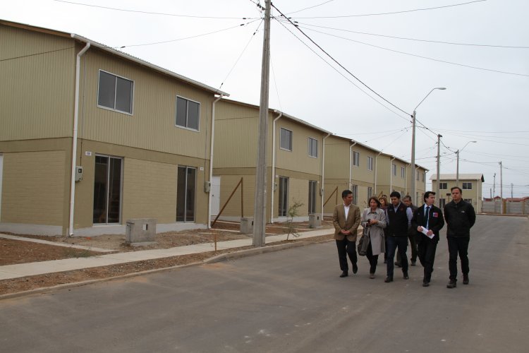 INAUGURAN LOTEO HABITACIONAL QUE ERRADICA TRES CAMPAMENTOS DE OVALLE