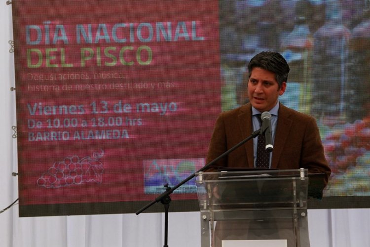 GOBIERNO DESTACA TRABAJO EN CONJUNTO CON PISQUEROS PARA FORTALECER PROYECCIÓN COMERCIAL