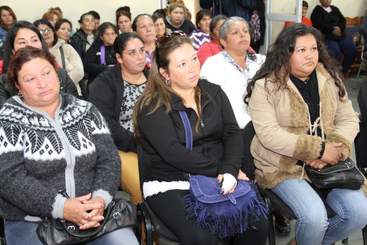 MÁS DE 80 MUJERES RENUEVAN CONTRATO DEL PROGRAMA PRO EMPLEO EN LA HIGUERA