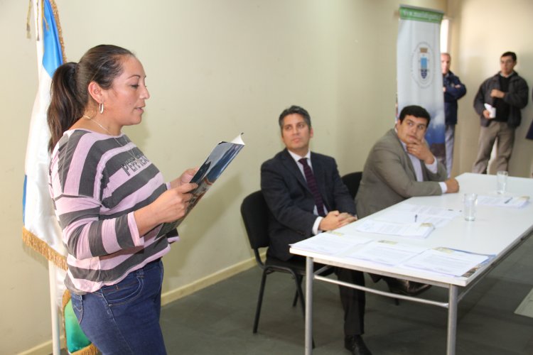 MÁS DE 80 MUJERES RENUEVAN CONTRATO DEL PROGRAMA PRO EMPLEO EN LA HIGUERA