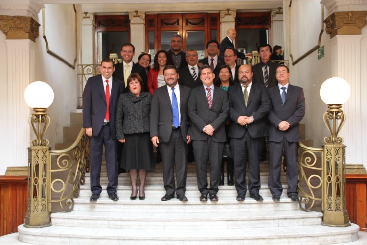 INTENDENTE IBÁÑEZ DESTACA AVANCES HISTÓRICOS DEL GOBIERNO EN 26 MESES DE GESTIÓN