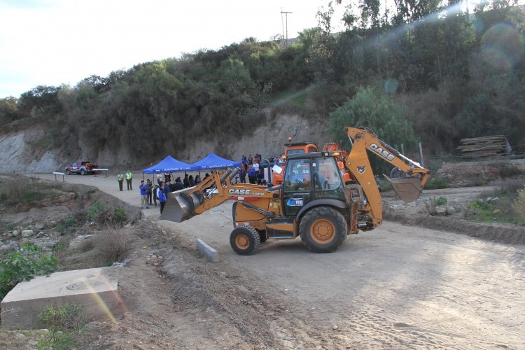 INICIAN OBRAS PARA HABILITAR NUEVA VÍA DE INGRESO AL CENTRO DE ILLAPEL