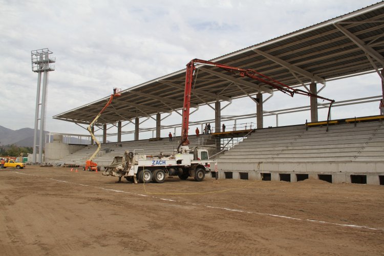 CONSTRUCCIÓN DEL ESTADIO DE OVALLE SUPERA EL 50% DE AVANCE
