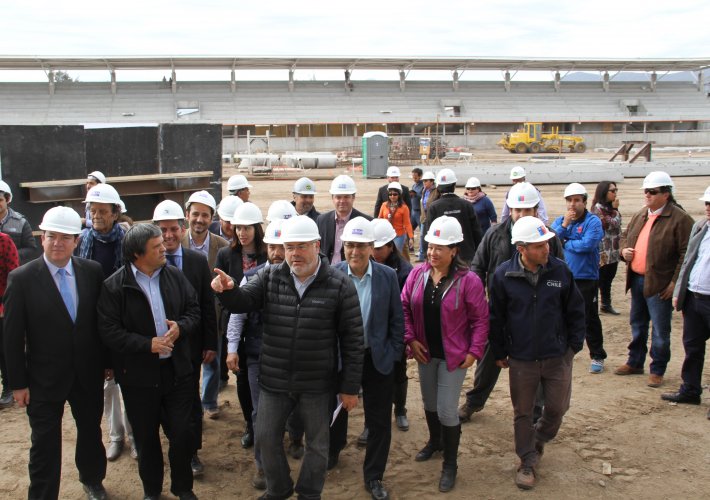 CONSTRUCCIÓN DEL ESTADIO DE OVALLE SUPERA EL 50% DE AVANCE