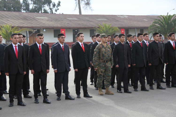 SOLDADOS CONSCRIPTOS LOGRAN CERTIFICARSE EN CONSTRUCCIÓN DE VIVIENDAS DE EMERGENCIAS