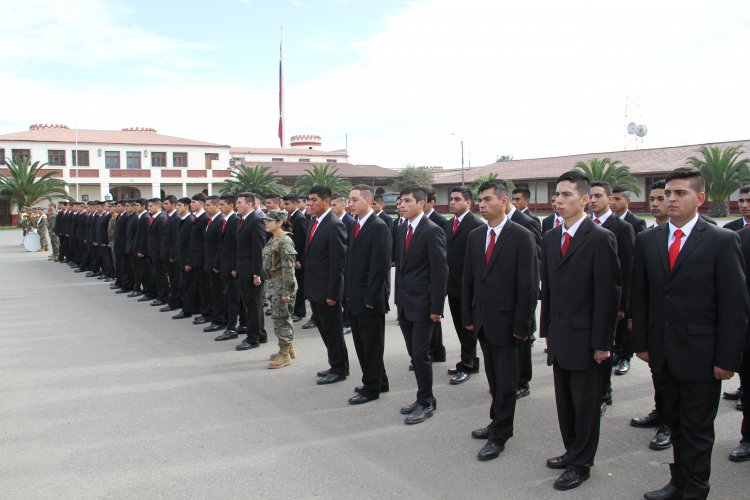 SOLDADOS CONSCRIPTOS LOGRAN CERTIFICARSE EN CONSTRUCCIÓN DE VIVIENDAS DE EMERGENCIAS