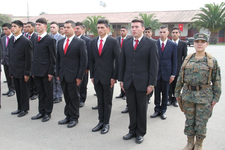 SOLDADOS CONSCRIPTOS LOGRAN CERTIFICARSE EN CONSTRUCCIÓN DE VIVIENDAS DE EMERGENCIAS