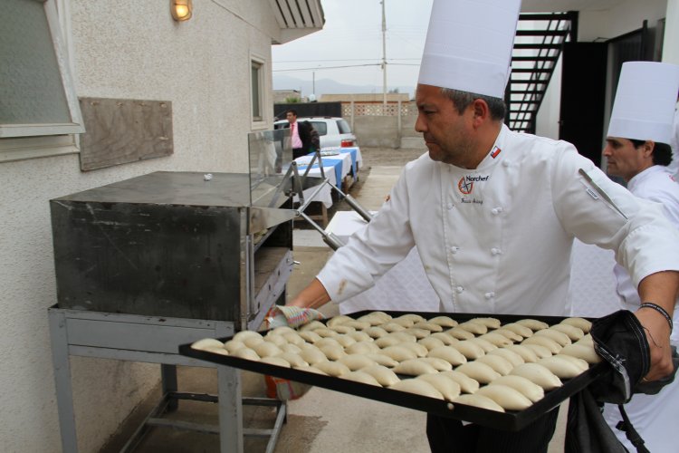 INVITAN A CONSUMIR LOS RECURSOS DEL MAR CON SEGURIDAD PORQUE NO HAY MAREA ROJA