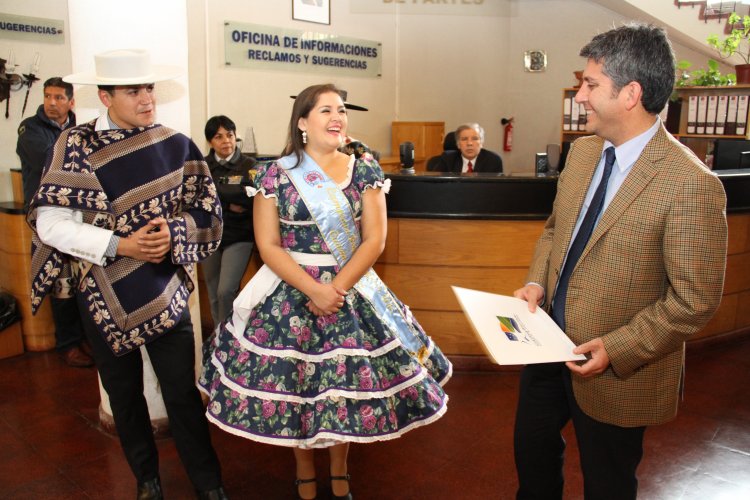 JOVEN PAREJA DE LA SERENA REPRESENTARÁ A LA REGIÓN EN CAMPEONATO NACIONAL DE CUECA