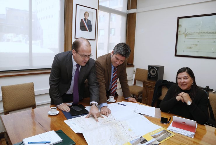 EN JULIO SE LLAMARÁ A PRECALIFICACIÓN DE EMPRESAS INTERESADAS EN CONSTRUIR TÚNEL DE AGUA NEGRA