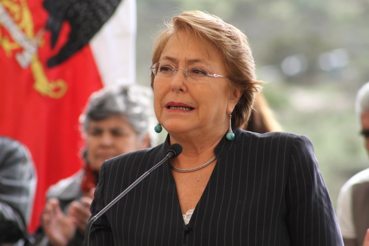 GOBIERNO ENTREGA RECURSOS PARA FORTALECER LA ACTIVIDAD PRODUCTIVA DE PEQUEÑOS MINEROS Y PIRQUINEROS