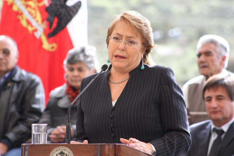 GOBIERNO ENTREGA RECURSOS PARA FORTALECER LA ACTIVIDAD PRODUCTIVA DE PEQUEÑOS MINEROS Y PIRQUINEROS