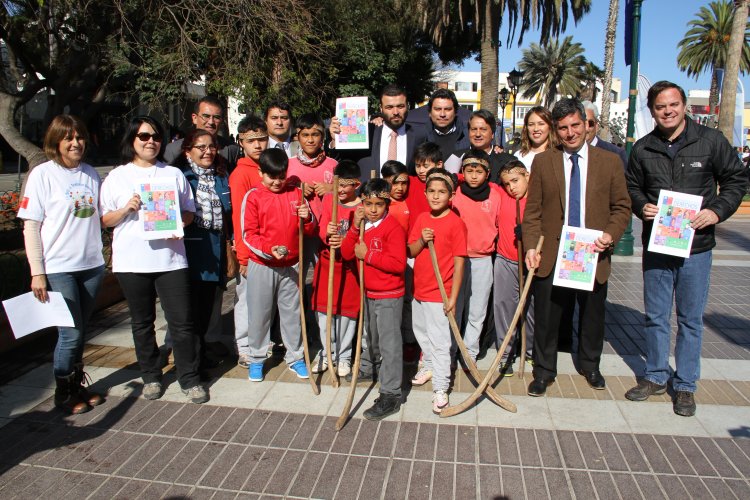 CIENTOS DE NIÑOS Y ADOLESCENTES DE COQUIMBO LE DICEN “NO AL TRABAJO INFANTIL”