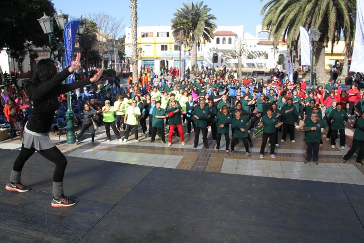 CIENTOS DE NIÑOS Y ADOLESCENTES DE COQUIMBO LE DICEN “NO AL TRABAJO INFANTIL”