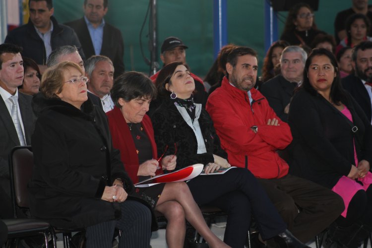 PRESIDENTA BACHELET INAUGURA NUEVA “PLAZA DE LA MUJER” EN SECTOR LAS COMPAÑÍAS DE LA SERENA