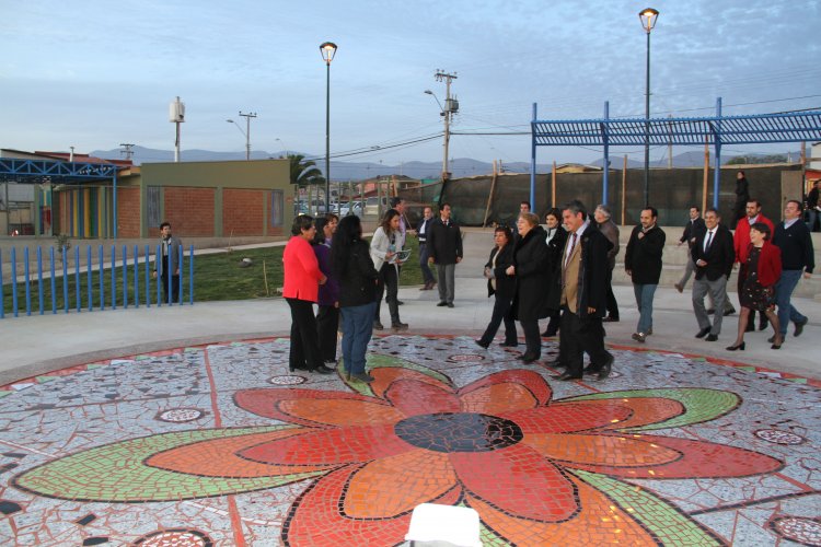 PRESIDENTA BACHELET INAUGURA NUEVA “PLAZA DE LA MUJER” EN SECTOR LAS COMPAÑÍAS DE LA SERENA
