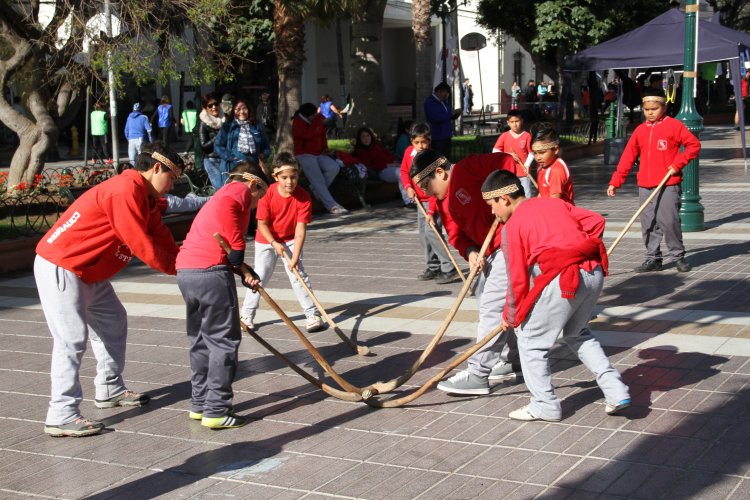 CIENTOS DE NIÑOS Y ADOLESCENTES DE COQUIMBO LE DICEN “NO AL TRABAJO INFANTIL”