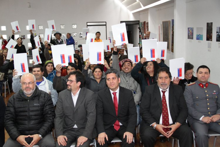 MÁS DE 70 FAMILIAS DE LA SERENA SE CONVIRTIERON EN DUEÑOS LEGALES DE SUS TERRENOS