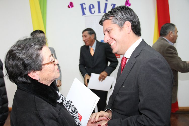 MÁS DE 70 FAMILIAS DE LA SERENA SE CONVIRTIERON EN DUEÑOS LEGALES DE SUS TERRENOS