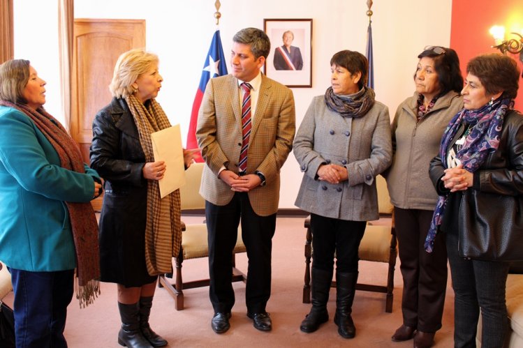 PRESIDENTA MICHELLE BACHELET RESPONDE A MUJERES DE LA REGIÓN DE COQUIMBO