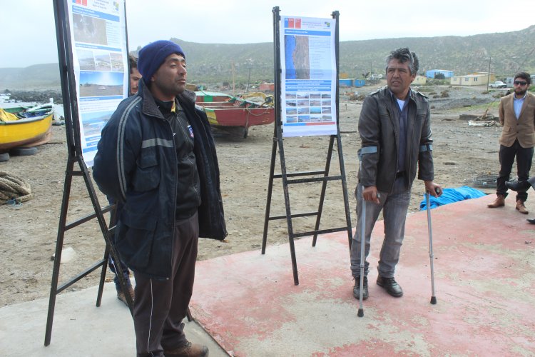 GOBIERNO ENTREGA DONACIÓN PRIVADA PARA PESCADORES ARTESANALES AFECTADOS POR TSUNAMI