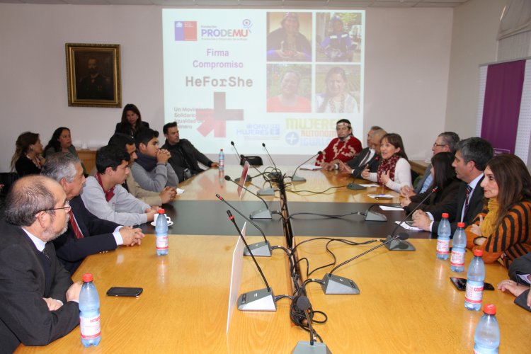 FIRMAN COMPROMISO TRANSVERSAL PARA PROTEGER LOS DERECHOS DE LAS MUJERES Y NIÑAS