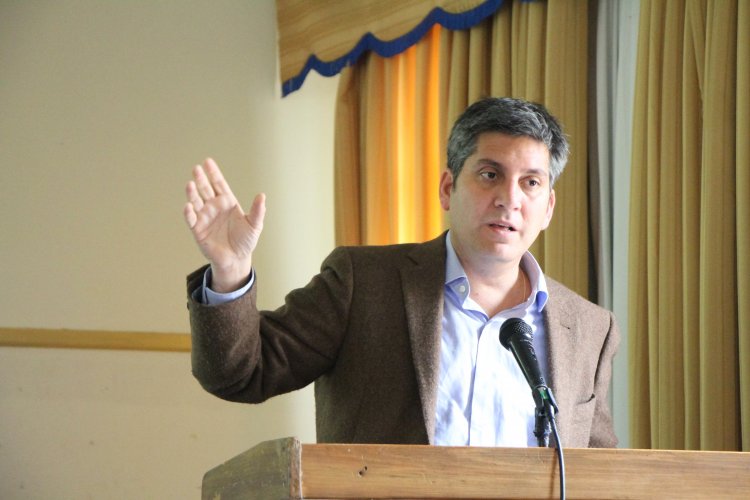 CENTRO EDUCACIONAL DE ADULTOS DE LA SERENA PRESENTÓ SU PROGRAMA DE MEJORAMIENTO A INTENDENTE IBÁÑEZ