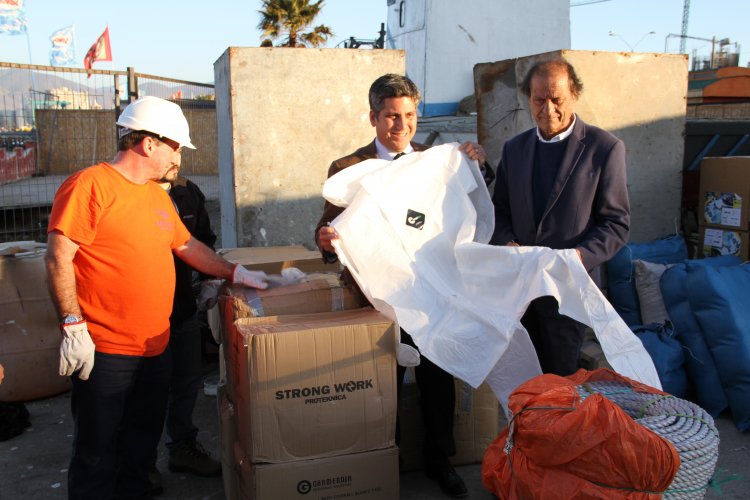 LLEGA EQUIPAMIENTO PARA DRENAJE DE RESTOS OLEOSOS DE BARCO DON HUMBERTO