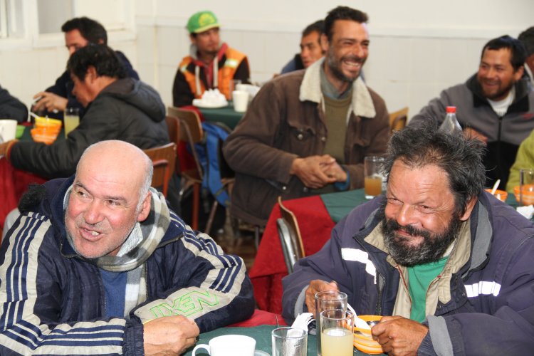 REFUERZAN SISTEMA DE ALOJAMIENTO Y APOYO SOCIAL PARA PERSONAS EN SITUACIÓN DE CALLE