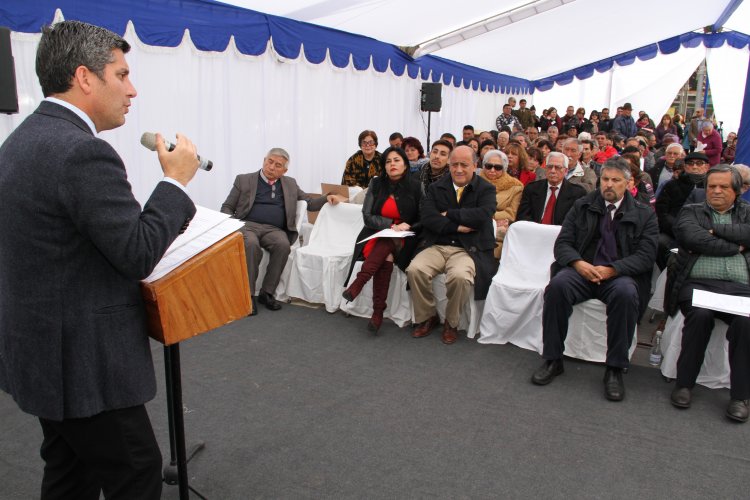 SENAMA REALIZÓ PRIMER SEMINARIO REGIONAL DE ADULTOS MAYORES QUE CONVOCÓ A MÁS DE 300 DIRIGENTES EN LA COMUNA DE SALAMANCA