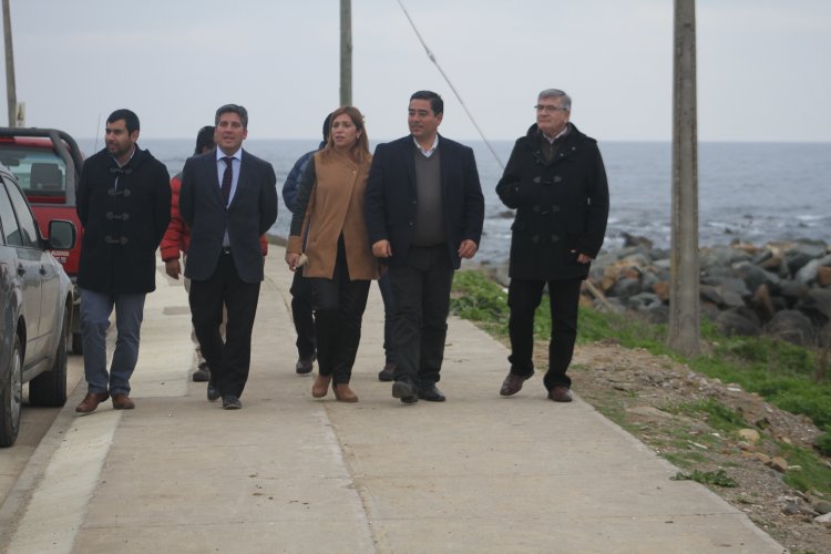 MEJORAMIENTO A COSTANERA DE LOS VILOS DA NUEVO IMPULSO AL COMERCIO LOCAL