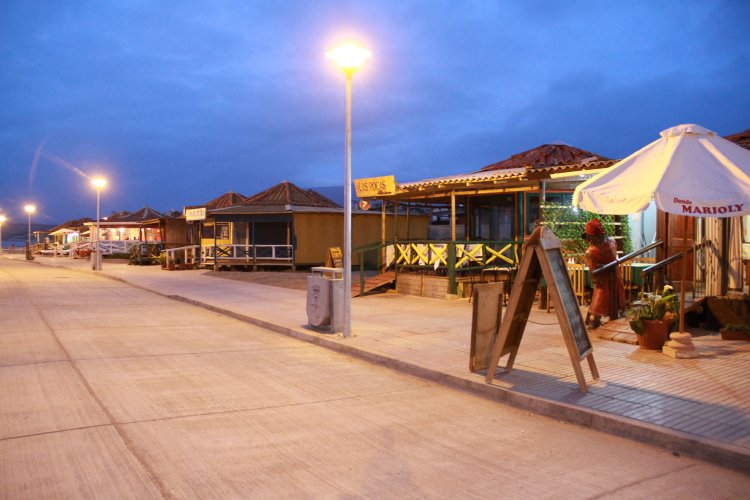 MEJORAMIENTO A COSTANERA DE LOS VILOS DA NUEVO IMPULSO AL COMERCIO LOCAL