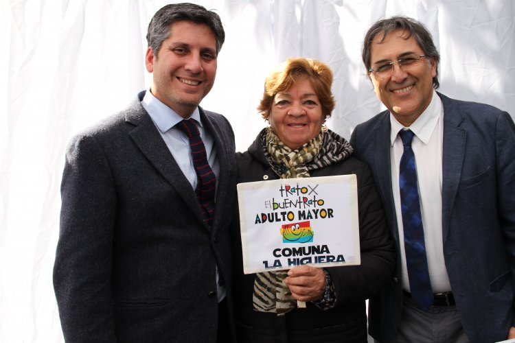 SENAMA REALIZÓ PRIMER SEMINARIO REGIONAL DE ADULTOS MAYORES QUE CONVOCÓ A MÁS DE 300 DIRIGENTES EN LA COMUNA DE SALAMANCA