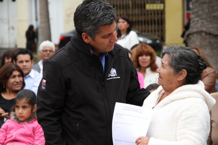 SALUD, EDUCACIÓN Y REACTIVACIÓN ECONÓMICA MARCAN EL PRIMER AÑO DE GESTIÓN DEL INTENDENTE CLAUDIO IBÁÑEZ