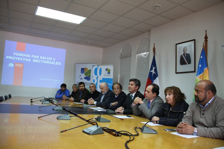 GOBIERNO INVERTIRÁ MÁS DE 4 MIL MILLONES DE PESOS PARA REPONER EQUIPAMIENTO DE SALUD