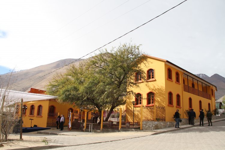 NUEVO ESPACIO PÚBLICO POTENCIARÁ LAS ACTIVIDADES CULTURALES DE LOS VECINOS DE PAIHUANO