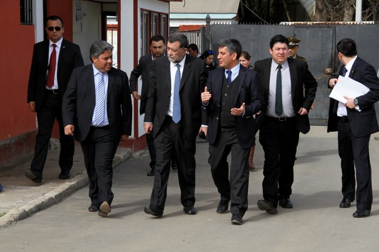 GOBIERNO Y ALCALDES ACUERDAN RESOLVER LOS PUNTOS CRÍTICOS DEL PROCESO DE EMERGENCIA