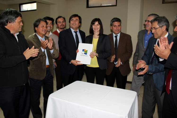 ESTADIO MUNICIPAL DE CANELA COMIENZA A TRANSFORMARSE EN UNA REALIDAD