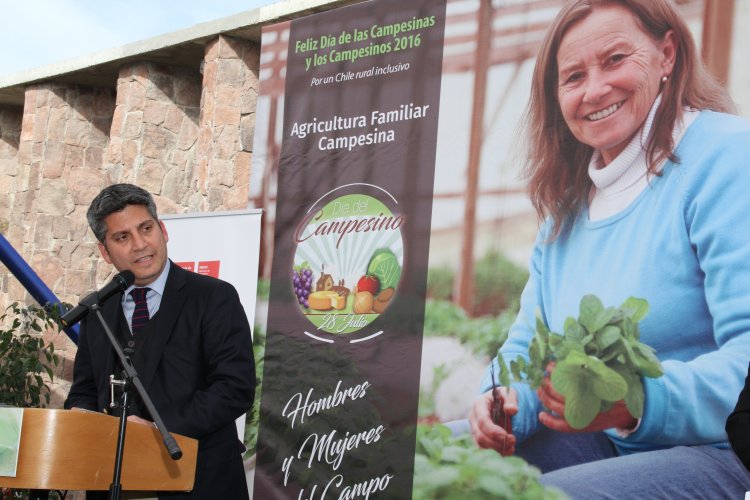 MÁS DE 800 CAMPESINOS Y CAMPESINAS CELEBRARON SU DÍA EN MONTE PATRIA